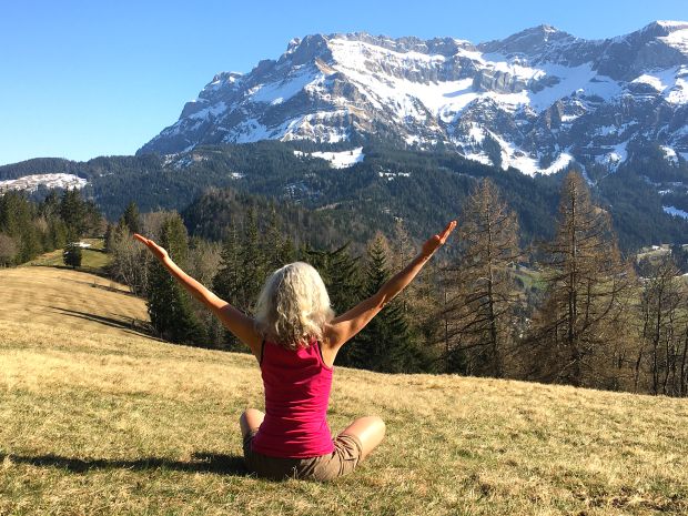 claudia-brenner-heilmanufaktur-berlin-ayurveda-darmgesundheit-ernaerung Yoga